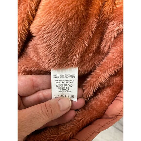 HanTon Faux Fur Hood Jacket Size Medium - Picture 16 of 16